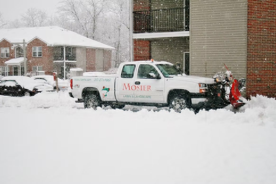 Snow removal services in Indianapolis, IN